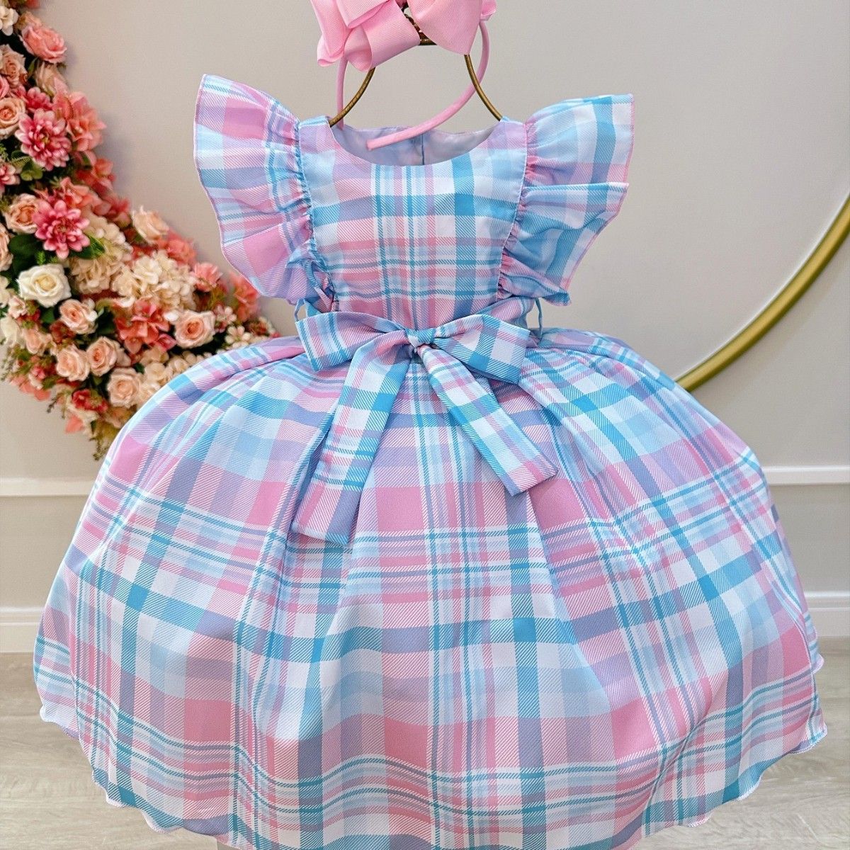 Vestido infantil de tartán a cuadros con caramelos coloridos de lujo