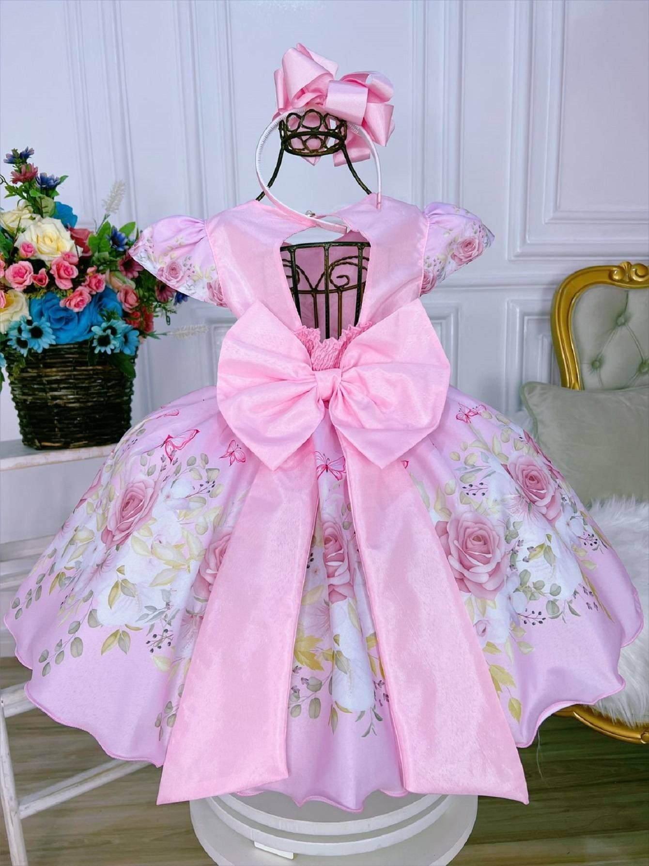 Vestido infantil de mariposas rosas con pedrería y perlas