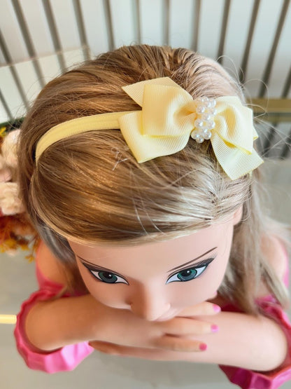 Diadema para bebé con lindas perlas en varios colores 