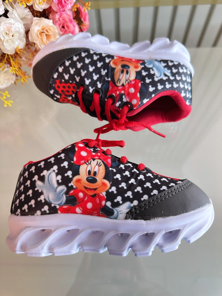 Zapatillas negras de Minnie Mouse para niña con luces LED