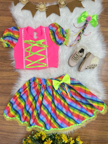Conjunto corto Junino rosa para niña con falda colorida