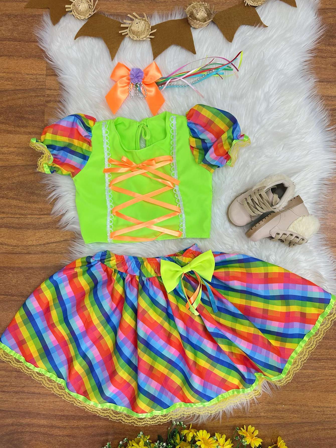 Conjunto Junino verde corto para niña con minifalda colorida