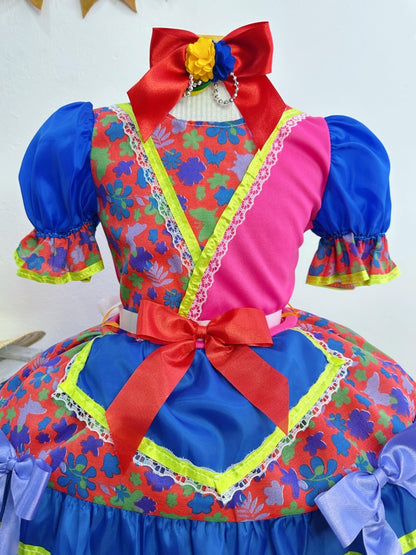 Vestido infantil de junio rojo y rosa con flores de colores 