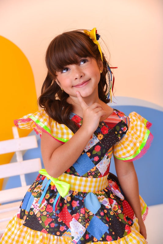 Vestido infantil de lujo Junino Arraiá con cuadros amarillos y coloridos