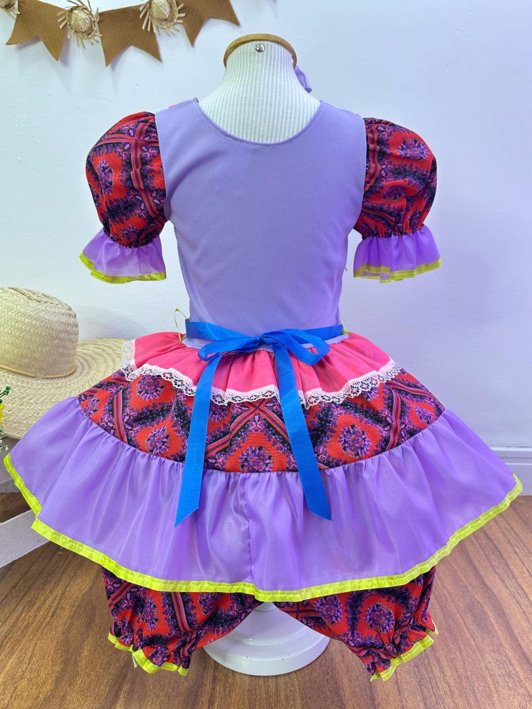 Vestido infantil de junio rojo y lila con flores de colores 