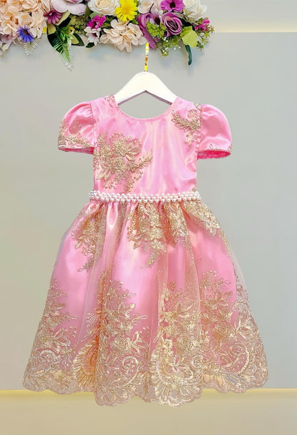 Vestido infantil rosa con encaje real metalizado para niña de las flores