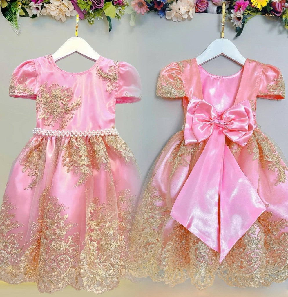 Vestido infantil rosa con encaje real metalizado para niña de las flores