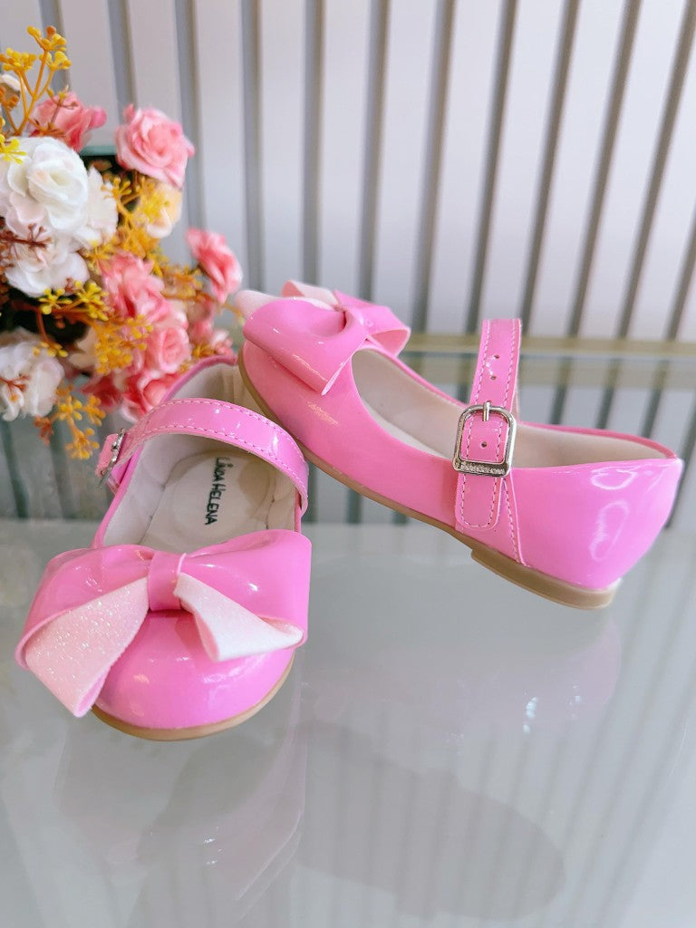 Zapatos de charol rosa chicle con aplique de lazo de lujo 