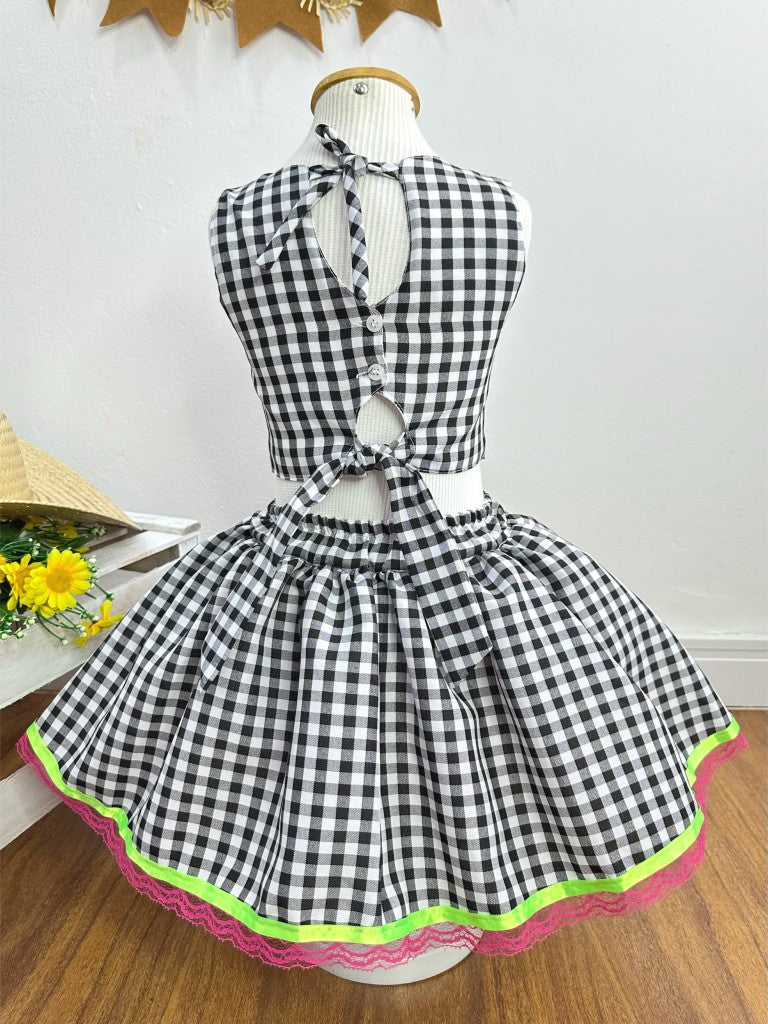 Conjunto corto de cuadros negros con falda Junino Caipira para niña