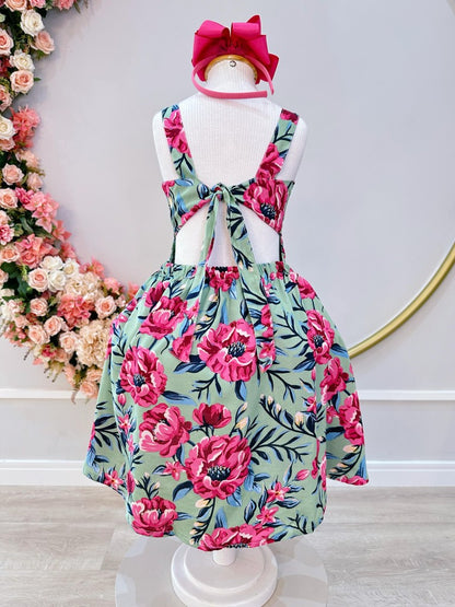 Vestido infantil informal de primavera y verano con estampado floral verde y colorido 