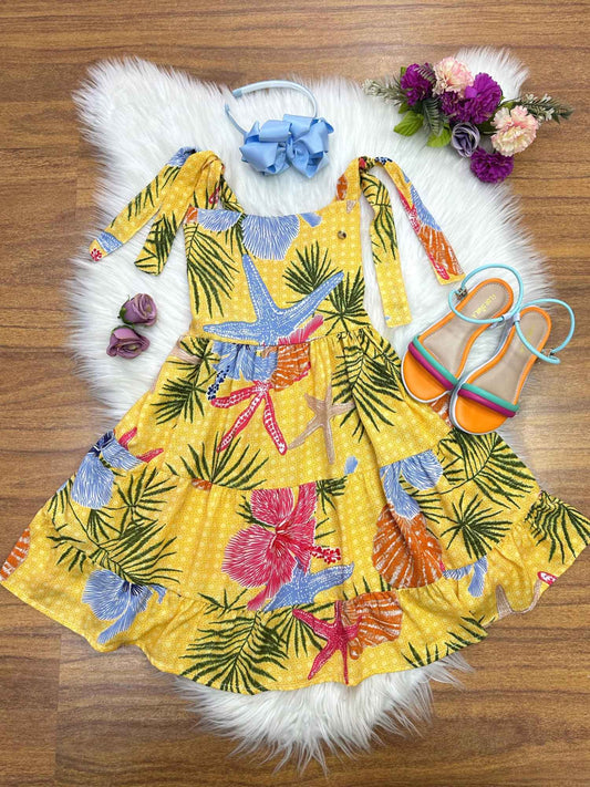 Vestido infantil casual de primavera con estampado floral amarillo y colorido 