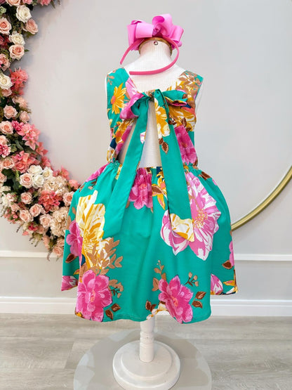 Vestido infantil informal de primavera y verano con estampado floral verde 