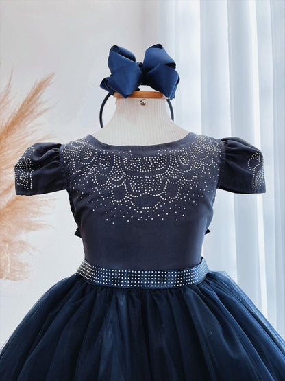 Vestido infantil azul marino con pedrería de lujo