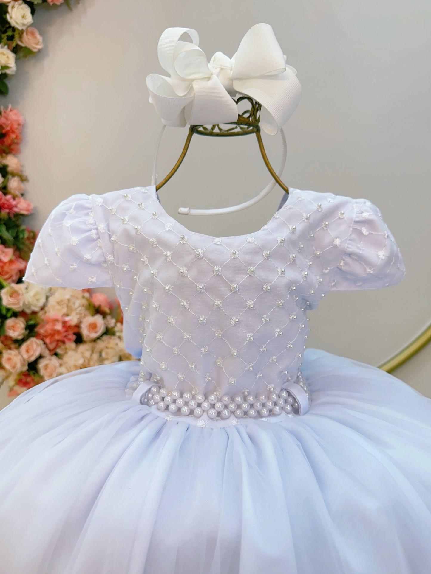 Vestido infantil blanco con busto y encaje para bodas