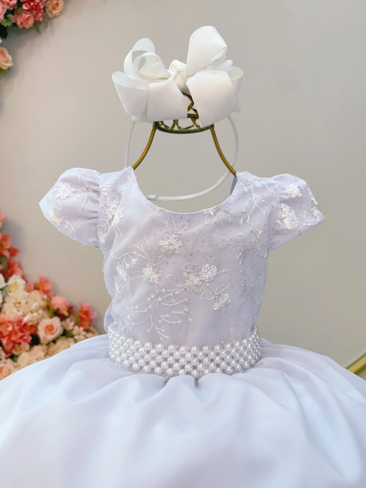 Vestido infantil blanco con busto y encaje para fiestas de damas de honor