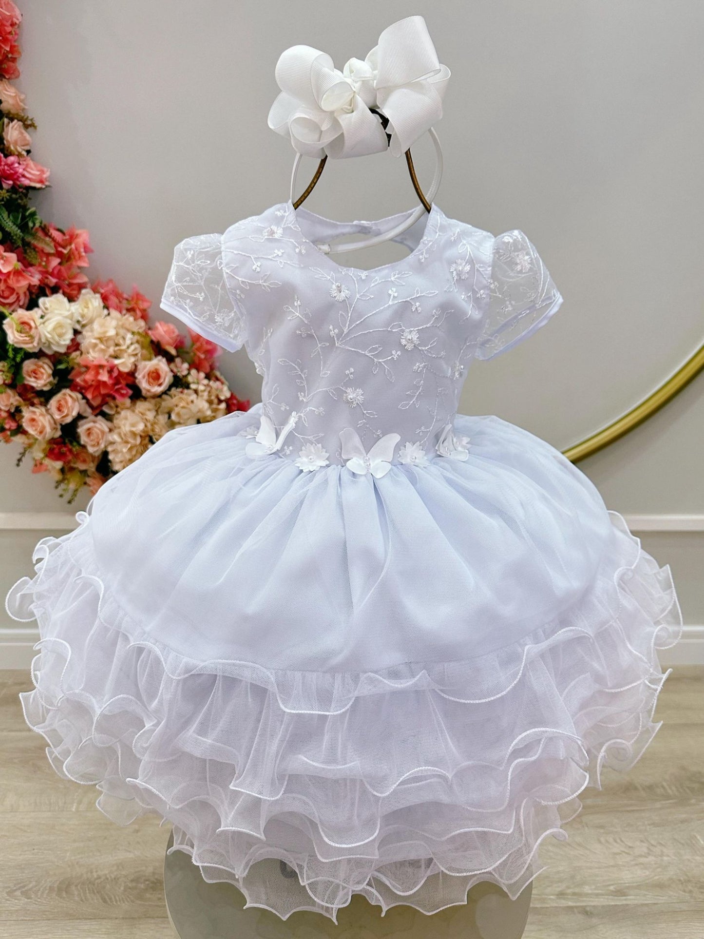 Vestido infantil blanco Jardín Encantado con falda con volantes