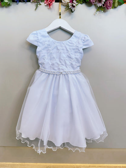 Vestido infantil blanco con busto y bordado de flores para fiesta