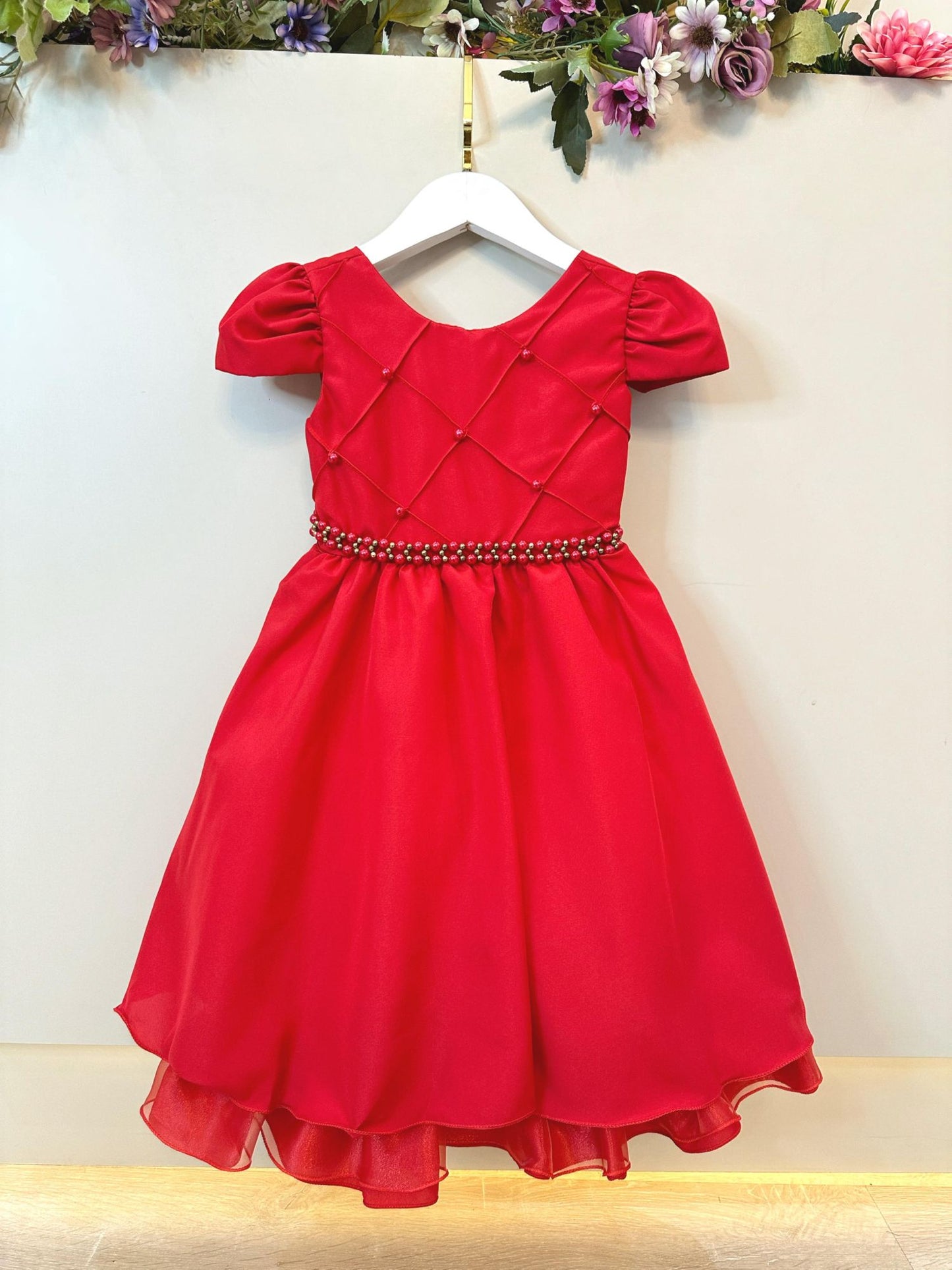 Vestido infantil rojo con cinturón de perlas, boda de lujo