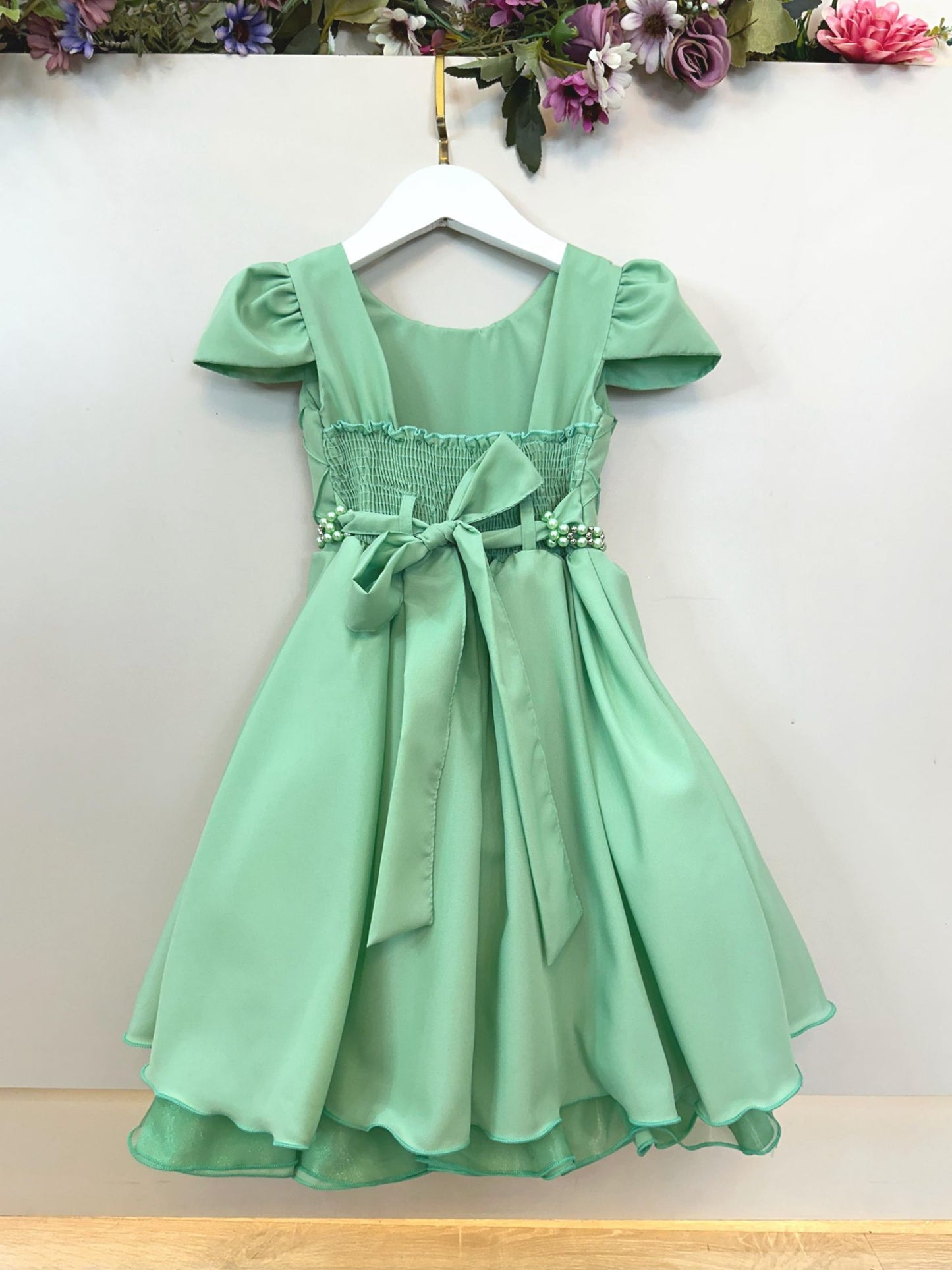 Vestido infantil verde con cinturón de perlas, boda de lujo
