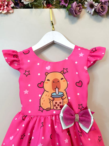 Vestido infantil de capibara con batido de leche para fiestas de cumpleaños